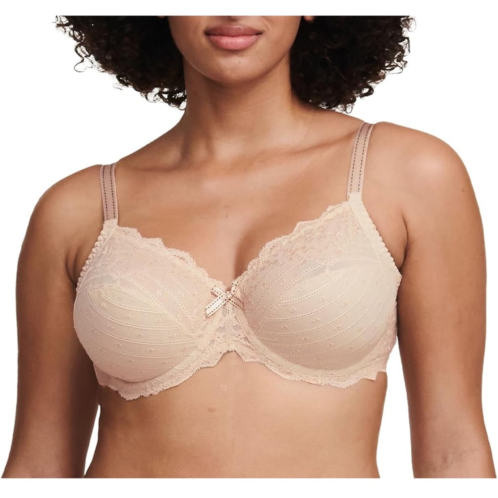 🍊Chantelle Lace Underwire Bra in Tan 40D🍊
